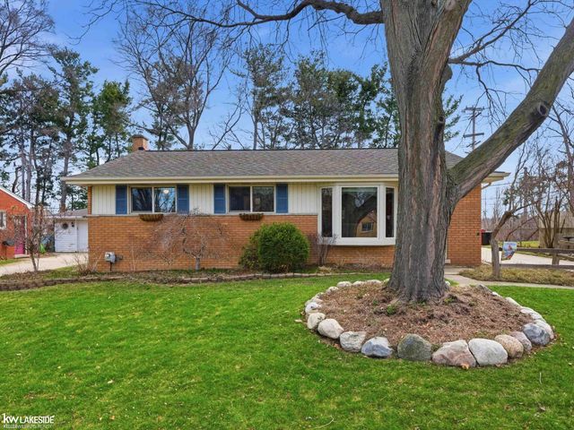 516 Miller Avenue, Rochester, MI 48307