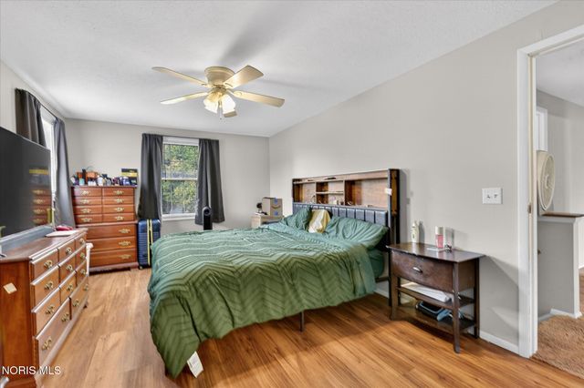 10468 Cliffwood Road, Perrysburg, OH 43551