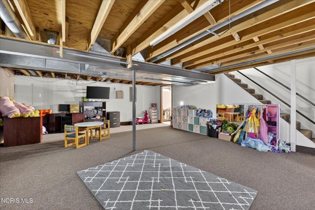 10468 Cliffwood Road, Perrysburg, OH 43551