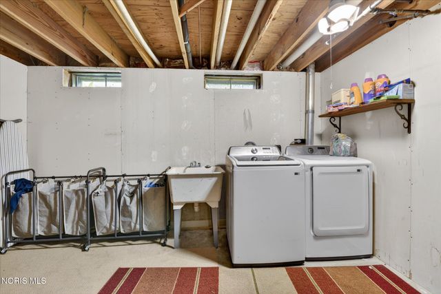 10468 Cliffwood Road, Perrysburg, OH 43551