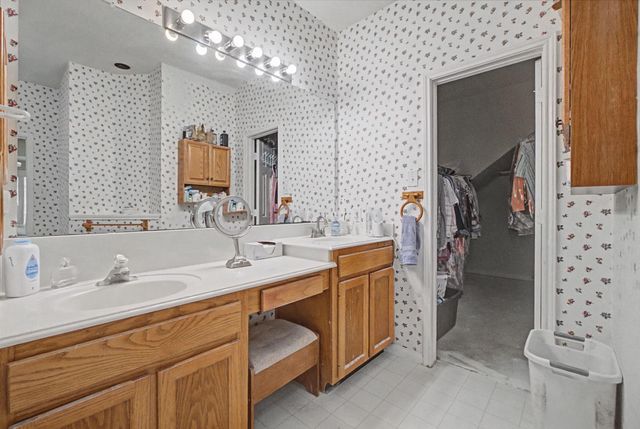 2614 Spring Chase Drive, Spring, TX 77386