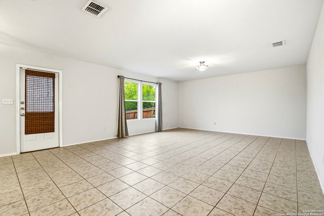 2517 Struck Silver, San Antonio, TX 78245