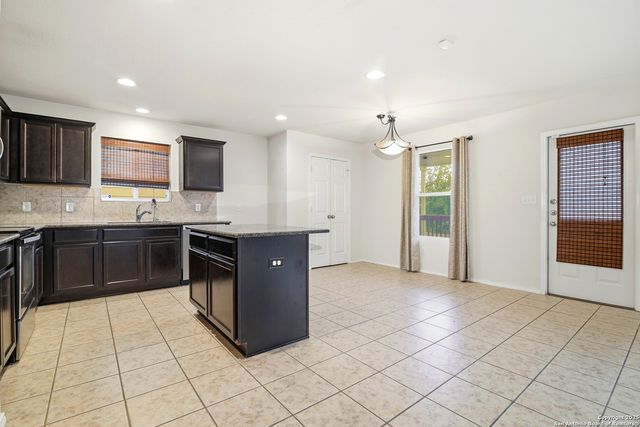 2517 Struck Silver, San Antonio, TX 78245