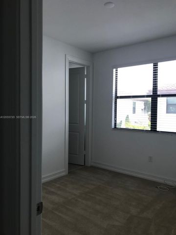11324 SW 15th ST 11324, Pembroke Pines, FL 33025