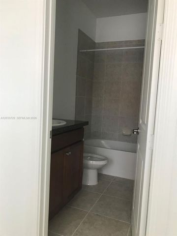 11324 SW 15th ST 11324, Pembroke Pines, FL 33025