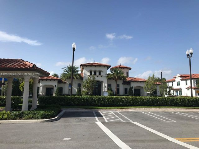 11324 SW 15th ST 11324, Pembroke Pines, FL 33025