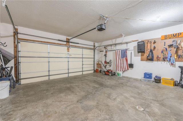 3918 NE 78th Street, Kansas City, MO 64119