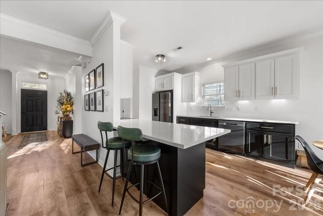 9627 Brookmere Lane, Charlotte, NC 28214