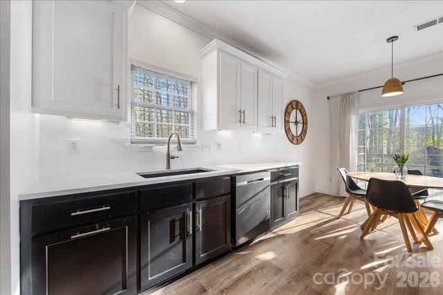 9627 Brookmere Lane, Charlotte, NC 28214