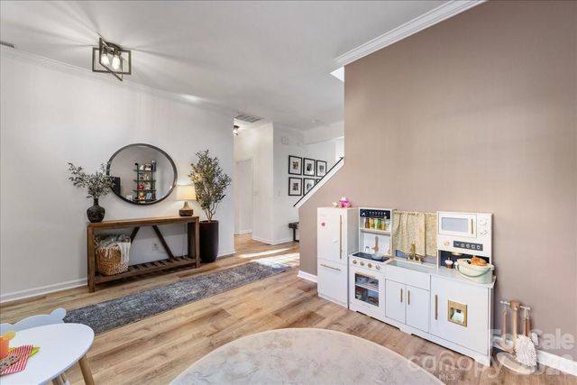 9627 Brookmere Lane, Charlotte, NC 28214