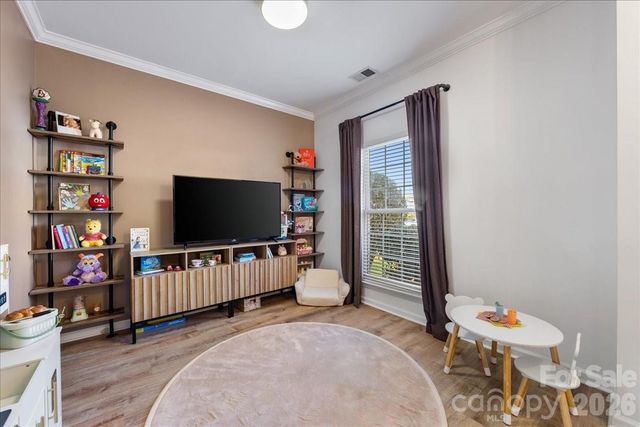 9627 Brookmere Lane, Charlotte, NC 28214