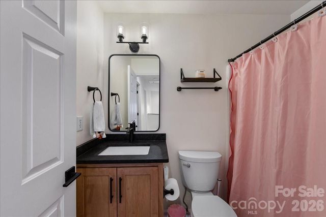 9627 Brookmere Lane, Charlotte, NC 28214