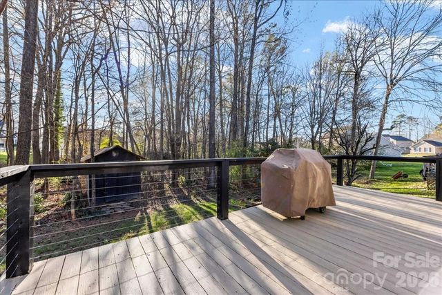 9627 Brookmere Lane, Charlotte, NC 28214