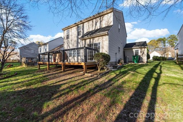 9627 Brookmere Lane, Charlotte, NC 28214