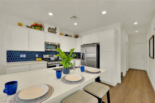 129 Laguna Commons Lane, Henderson, NV 89015