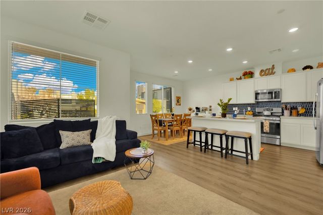 129 Laguna Commons Lane, Henderson, NV 89015