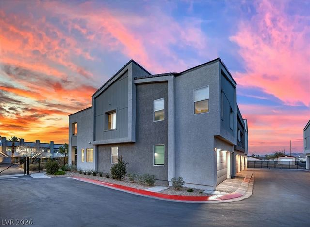 129 Laguna Commons Lane, Henderson, NV 89015