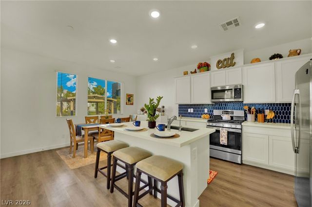 129 Laguna Commons Lane, Henderson, NV 89015