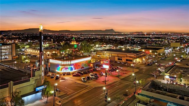 129 Laguna Commons Lane, Henderson, NV 89015