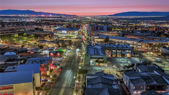 129 Laguna Commons Lane, Henderson, NV 89015