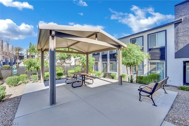 129 Laguna Commons Lane, Henderson, NV 89015