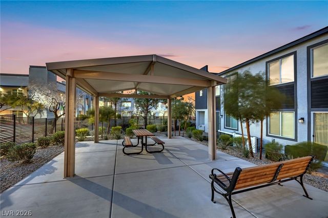 129 Laguna Commons Lane, Henderson, NV 89015