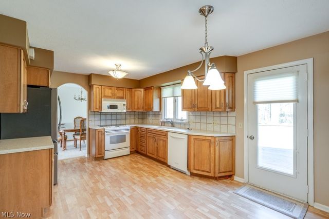 6815 Liberty Road, Solon, OH 44139