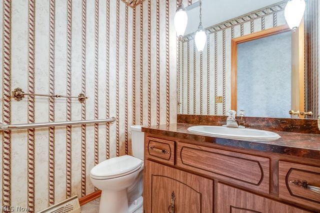 6815 Liberty Road, Solon, OH 44139