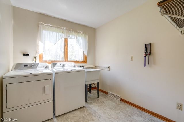 6815 Liberty Road, Solon, OH 44139