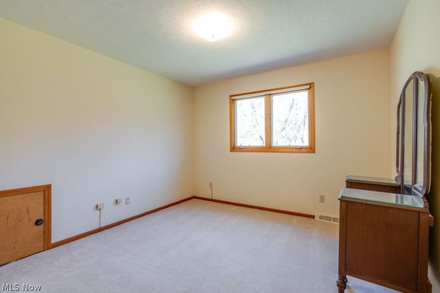 6815 Liberty Road, Solon, OH 44139