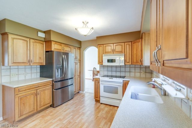 6815 Liberty Road, Solon, OH 44139