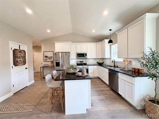1413 Edgewood Drive, Festus, MO 63028
