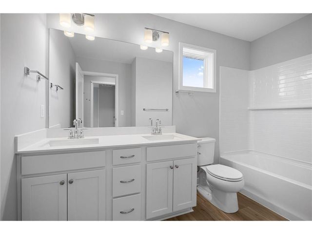 1337 Orchid Way, New Richmond, WI 54017