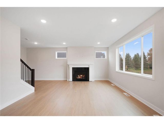 1337 Ochid Way, New Richmond, WI 54017