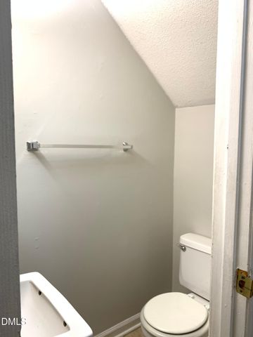1419 Cherrycrest Drive, Durham, NC 27704