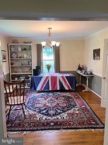 51 MOORE LN, Falling Waters, WV 25419