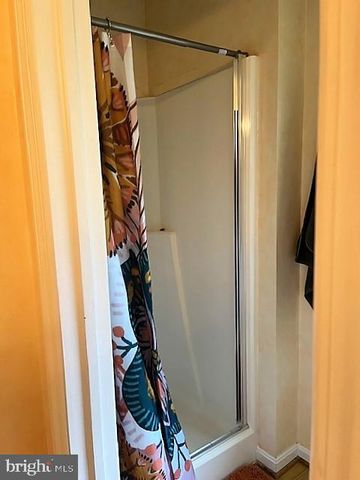 51 MOORE LN, Falling Waters, WV 25419