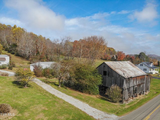 27141 Old Saltworks Road, Meadowview, VA 24361