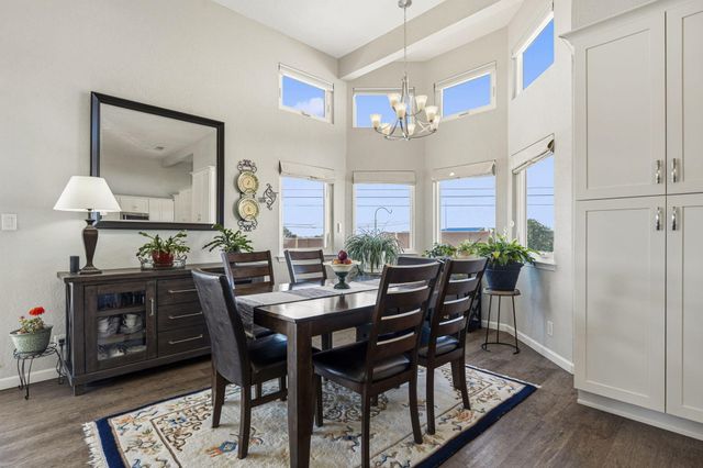 4919 Calle De Carino NE, Albuquerque, NM 87111