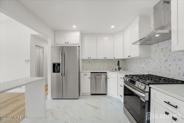 341 Danbury Lane, East Brunswick, NJ 08816