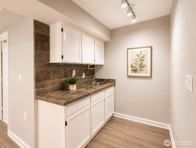15222 SE 48th Drive, Bellevue, WA 98006