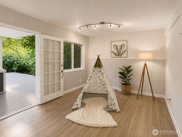 15222 SE 48th Drive, Bellevue, WA 98006