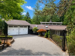 15222 SE 48th Drive, Bellevue, WA 98006