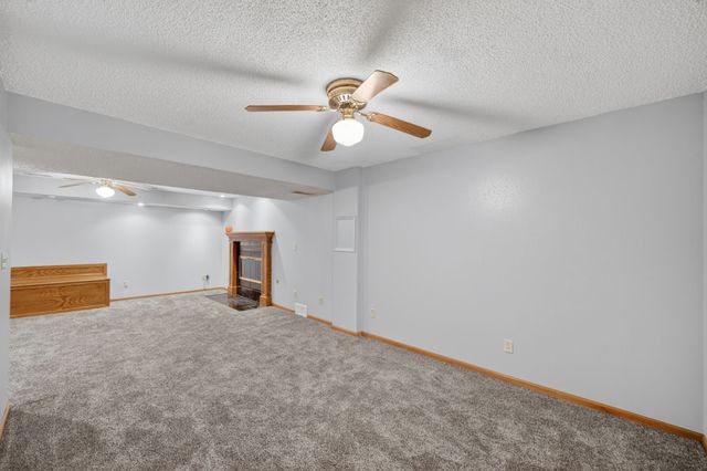 9701 Monroe Court, Urbandale, IA 50322