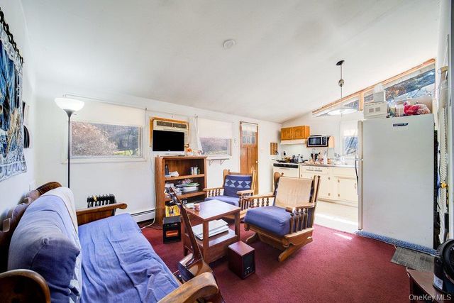 25 Miles and Marguerite, Mountain Dale, NY 12733