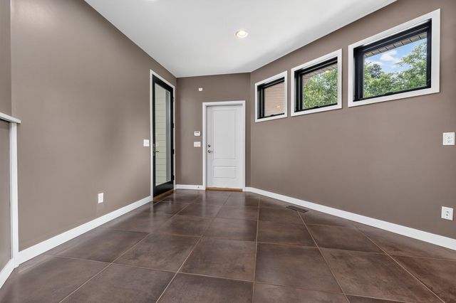 2246 Shelter Pointe Drive, Kalamazoo, MI 49008