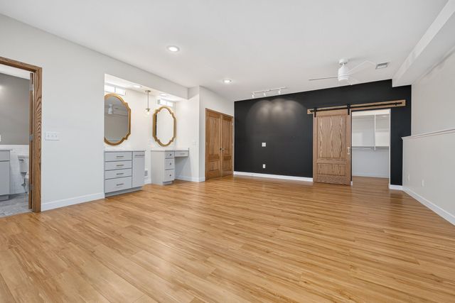 2246 Shelter Pointe Drive, Kalamazoo, MI 49008