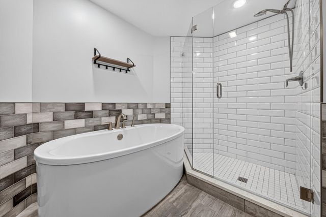 2246 Shelter Pointe Drive, Kalamazoo, MI 49008