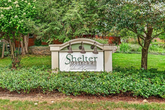 2246 Shelter Pointe Drive, Kalamazoo, MI 49008