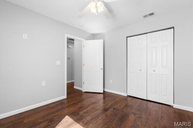 6100 N Belt W, Belleville, IL 62223